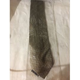 Élégante Cravate Homme Pierre Cardin - 100% Soie - À Offrir Neuve Idée Cadeau