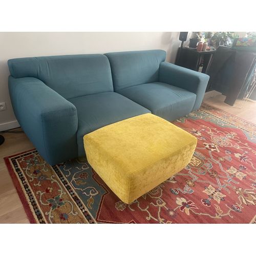 Beau Canapé Que Je Fais Faire Chez "Deba" Magasin De Meubles En Belgique. Marque "Furninova" Payé 950 € (Facture À L'Appui) Tissu Bleu Canard. Confortable. Maison Non Fumeur / Pas D'Animaux