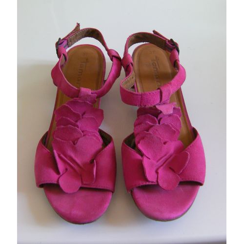 Sandales Roses Marque Tamaris. Taille 37. Semelle Cuir Et Dessus Nubuck. Hauteur Talons : 3,5 Cm. Longueur Semelle : 24 Cm. Bon État. (Envoi Mondial Relay Pour Cet Article, Merci).