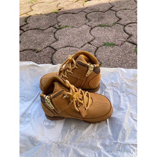 Chaussure Timberland Bottine Pour Petit Enfant Euro Rock Taille 8 .  Taille 25 Pour France . Couleur  Moutarde.  Avec Zip