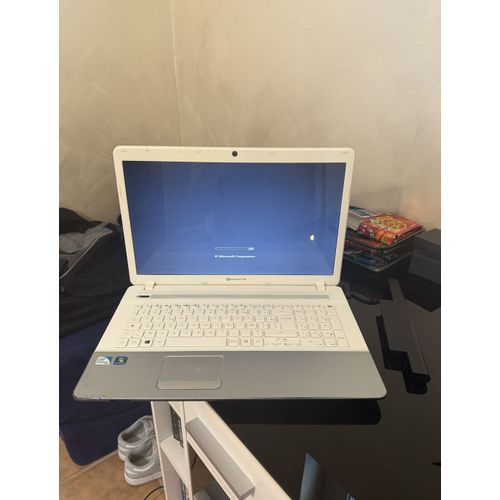 Packarbell P7ys0 - 17" Intel Pentium - Ram 4 Go - DD 750 Go