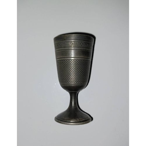6 Verres À Liqueur En Étain