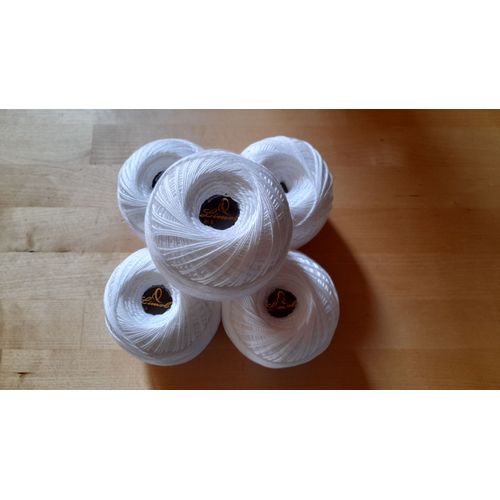 5 Bobines De Fil Blanc N°6 À Crocheter (100 X5 =500 Grammes)