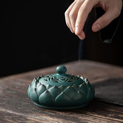 Brûleur d'arôme de Lotus en céramique, artisanat d'art, porte-encens à bobine, couvercle Floral creux, encensoir pour la maison et le bureau, décor Zen