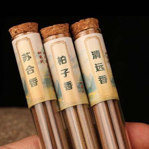 Encens à parfum de bois d'absinthe naturel, 10.5cm de long, 30 bâtonnets, Tube d'encens, pour usage intérieur