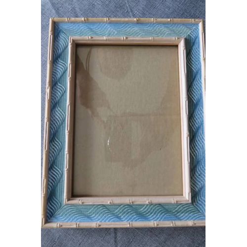 Cadre photo tour en bois bleu n° 13