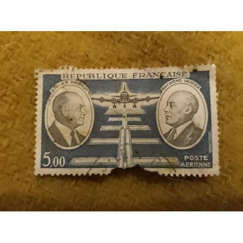 Timbre Oblitéré République Française 5,00 Poste Aérienne Bleu.