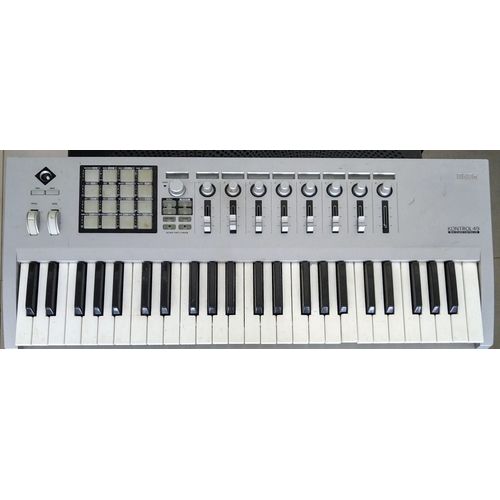 Piano Korg Kontrol 49 Midi Studio Controller