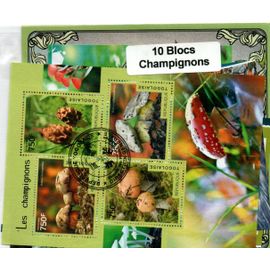 Lot Timbres Thematique " Champignons "