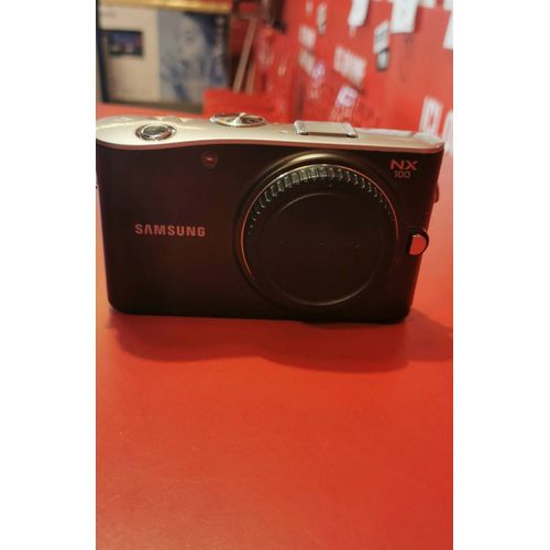 Samsung nx100 14.6 mpix noir