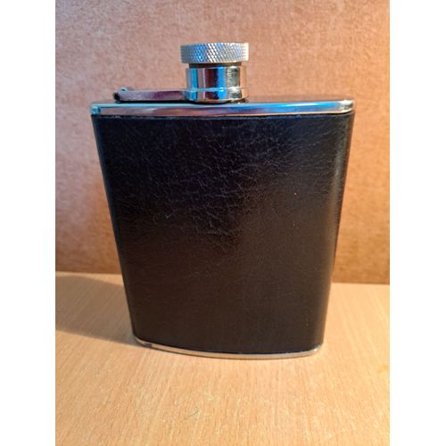 Flasque provenance Angleterre contour cuir noir