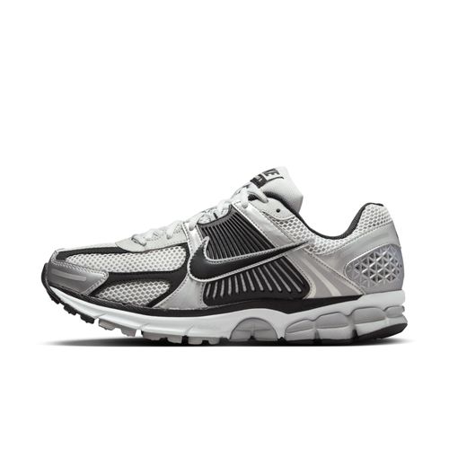 Chaussure Nike Zoom Vomero 5 Pour Homme Metallic Silver/pure Platinum/blanc/noir Fj4151004
