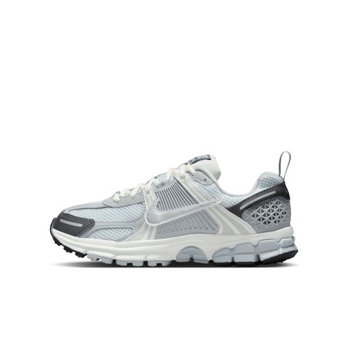 Chaussure Nike Vomero 5 Pour Ado Pure Platinum/summit White/dark Grey/metallic Silver Hf6998008