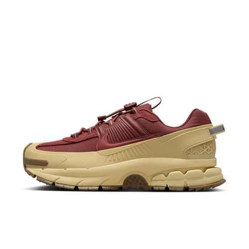 Chaussure D'hiver Nike Zoom Vomero Roam Pour Femme Team Gold/university Red/gum Medium Brown/red Sepia Hq2181700