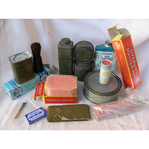 Ww2 Us Lot 13 Éléments D'Hygiène/Divers Du Soldat Militaire Américain ( 39-45 ) Lot 3