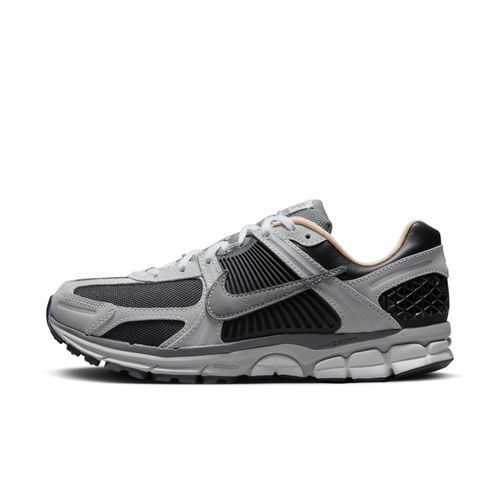 Chaussure Nike Zoom Vomero 5 Pour Homme Dark Smoke Grey/light Smoke Grey/dark Smoke Grey/smoke Grey Hv5982001