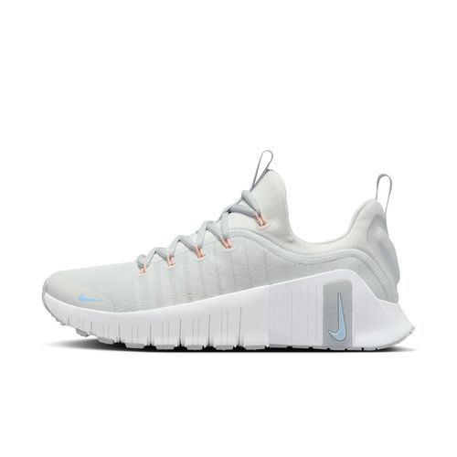 Chaussure D'entraînement Nike Free Metcon 6 Pour Femme Photon Dust/light Smoke Grey/summit White/metallic Silver Fj7126007