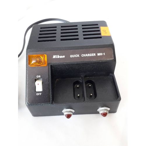 NIKON MH-1 CHARGEUR RAPIDE POUR F2