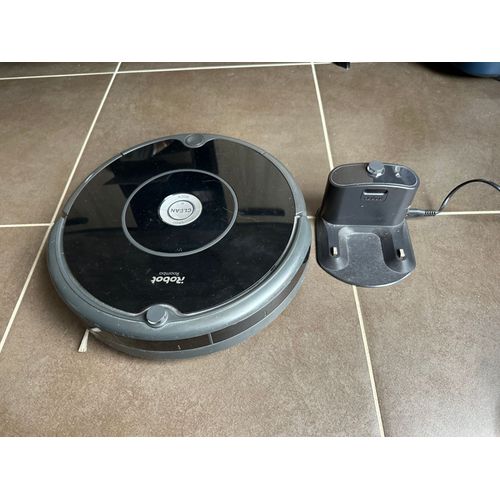 Aspirateur Irobot roomba 606