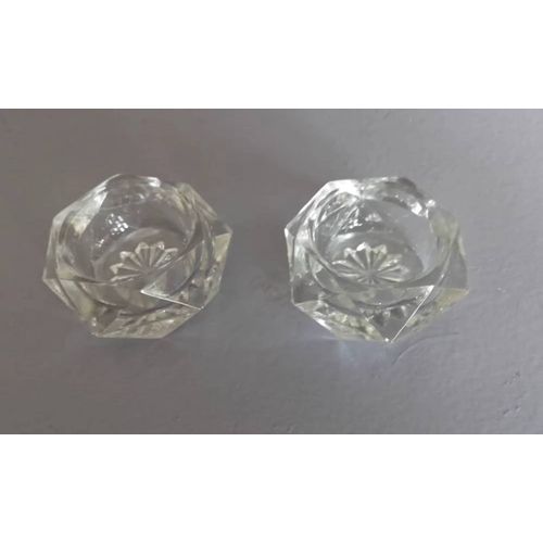 Paire De Salerons Ou Bougeoirs Cristal Vintage