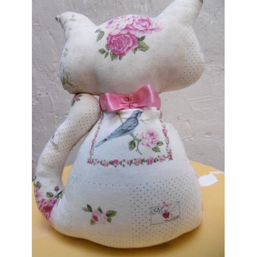 cale porte en forme de chat en tissu fleuri