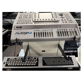 Ketron Audya4 + Clavier Bouton
