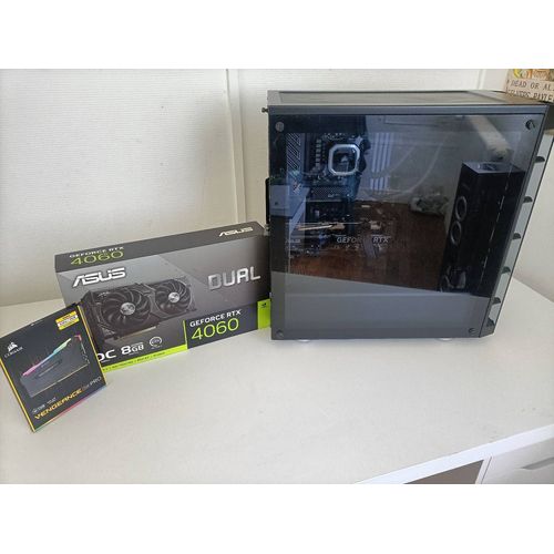 PC Gamer Intel Core i7-9700KF - Ram 32 Go - SSD 1.5 To - RTX 4060