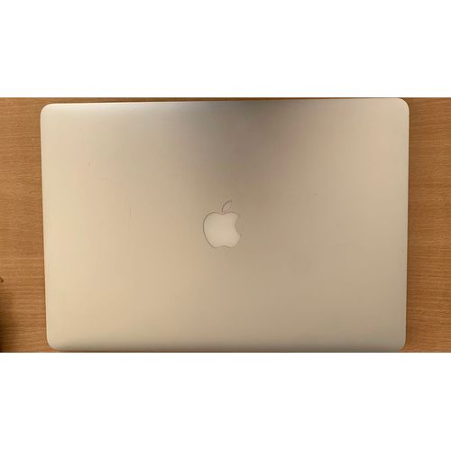 Apple MacBook Pro Retina mi-2015 - 15" Intel Core i7 - 2.8 Ghz - Ram 16 Go - DD 1 To