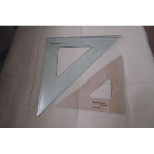 Staedtler Équerres Plexiglas Non Graduée 45° 21cm Et 30cm Lot De 2