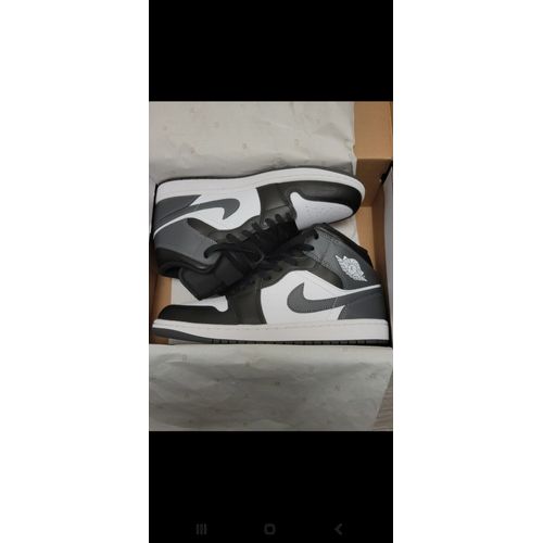 Jordan 1 Mid T44.5.
