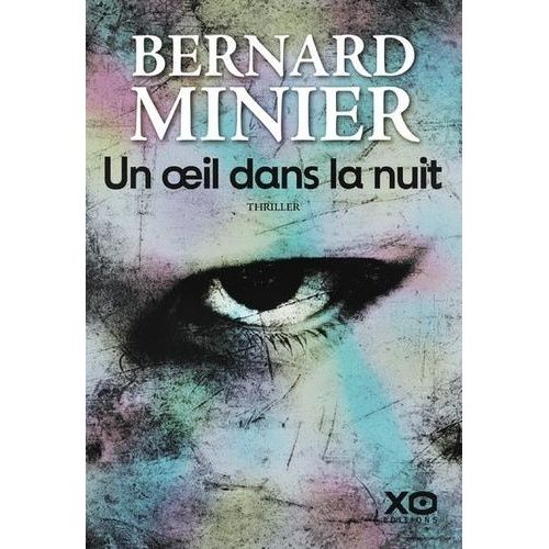 Un Oeil Dans La Nuit