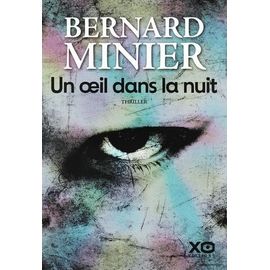 Un Oeil Dans La Nuit
