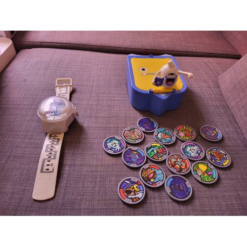 Montre yo kai watch avec 15 medaillons