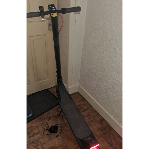 Trottinette Électrique Scooter Xiaomi 4 Lite 2nd Gen, Pratique Petit Ou Long Trajet Pliable, Facile À Manier