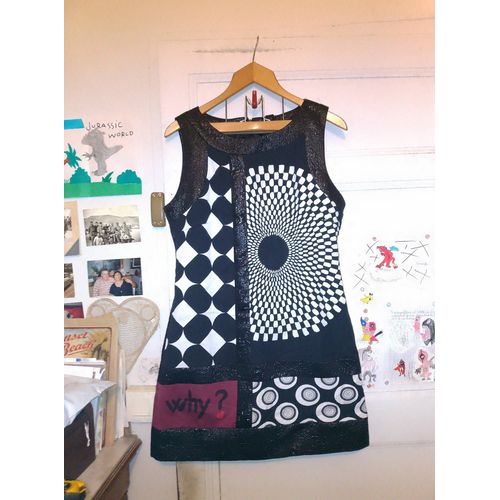 Robe Noire Motifs Blancs/Rouges 40 L Desigual.