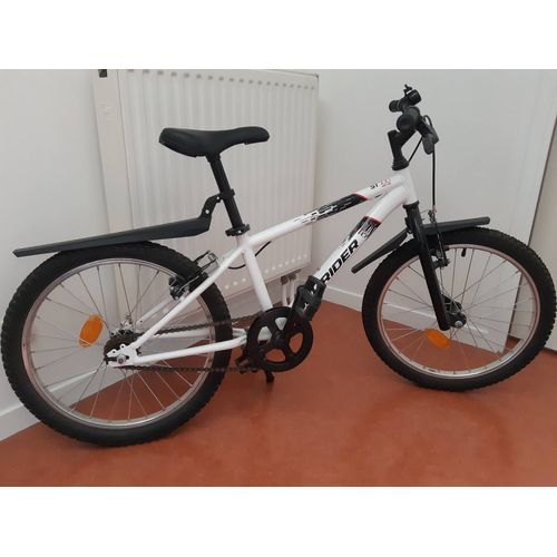 Vtt Enfant De 8 À 12 Ans Très Bon État. Je Le Vends Car Ce Vélo N'Est Plus Adapté À Mon Enfant