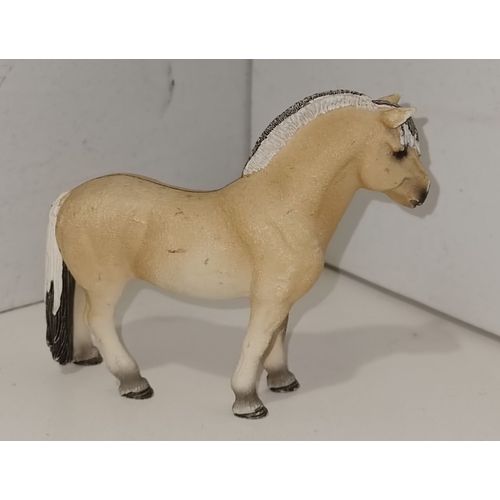 Figurine Cheval Schleich Papo