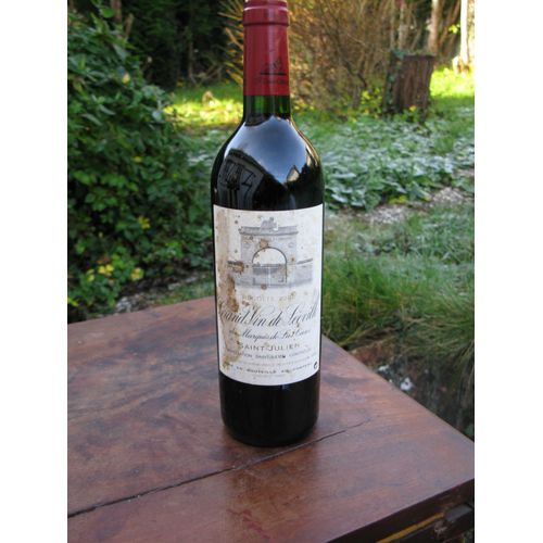 Château Léoville Las Cases 2000, Saint-Julien, (Millésime Noté : 100/100 Par "Wine Spectator", 98+/100 Par R. Parker Et 19/20 Par La Rvf)
