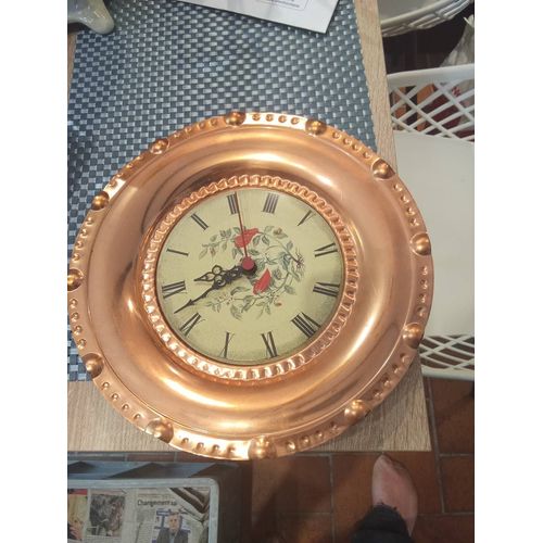 Pendule assiette