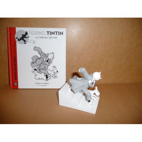 Figurine Tintin En Action Et Milou En Belgique- L'Oreille Cassée. Moulinsart 2014