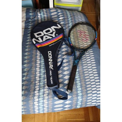 Raquette De Tennis Graphite Plus One Avec Housse Donnay.