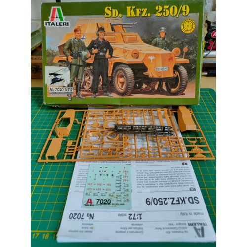 Maquette Camion Italeri 1/72 : Sd.Kfz 250/9-Italeri