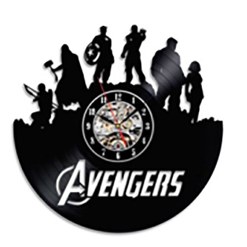 Horloge murale vintage noire a suspendre avec personnages de films et lettres anglaises