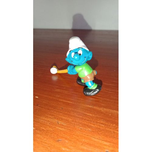 20133 Hockey Sur Gazon Schtroumpf (Bâton Brun Foncé) - Schleich
