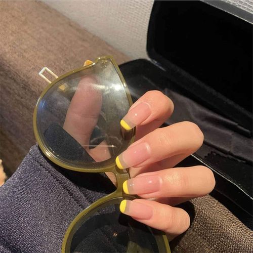 Ytseazn-Cercueil Carré Impression Sur Ongles Gradient Colle Sur Ongles Cercueil Faux Ongles Ballerine Français Stick Sur Ongles Ongles Brillant Ongles Nu Pleine Couverture Acrylique 24pcs 