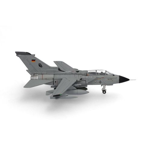 Panavia Tornado IDS Luftwaffe 1/200 Herpa