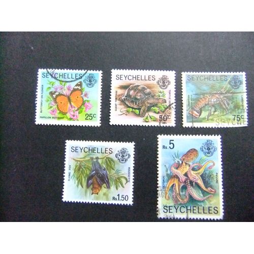 51 Seychelles 1977 / Série Actuelle Faune / Yvert 376 +378 +379 +382 +384 Fu