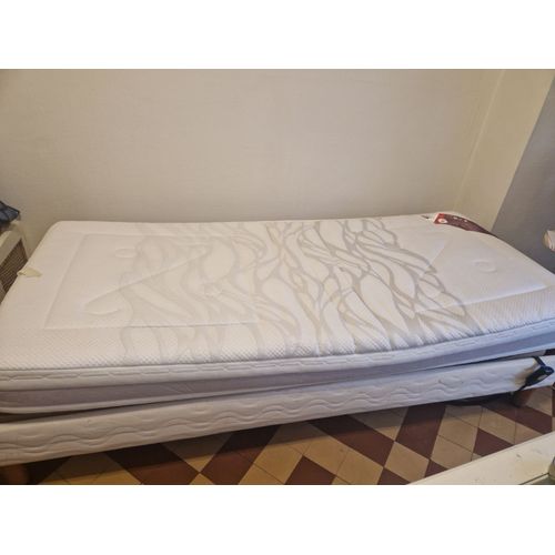 Lit électrique avec matelas 1 personne