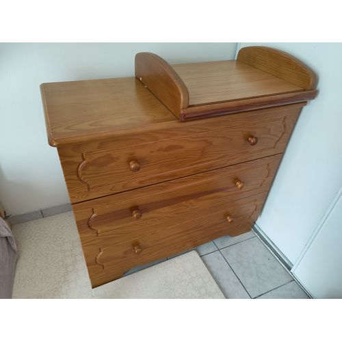 Vend Commode Bois Massif Avec Table À Langer Intégrée