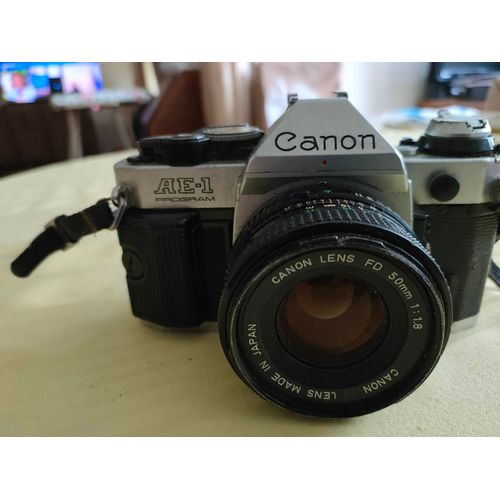 Appareil photo argentique Canon AE-1 Program